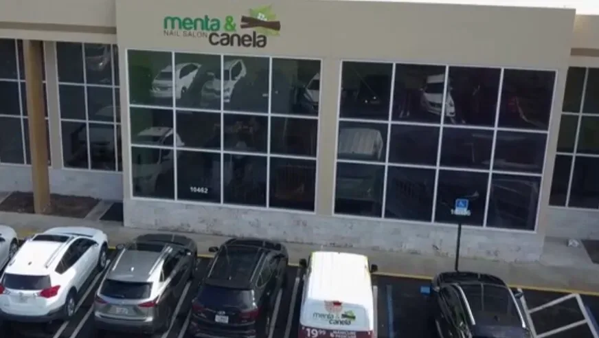 Menta Y Canela Nail Salon — Nail salon in Doral